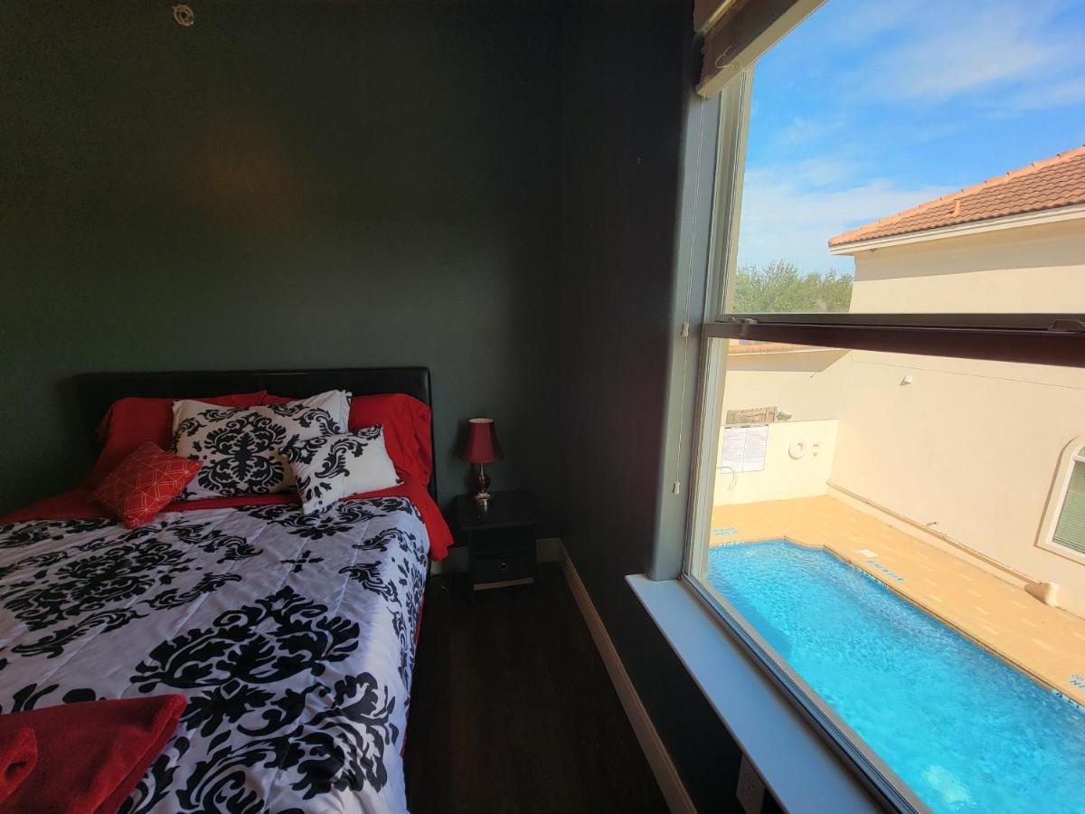 Modern, Private, Smart 4 Bedroom Condo In Desirable Location In Mcallen With Pool! Экстерьер фото