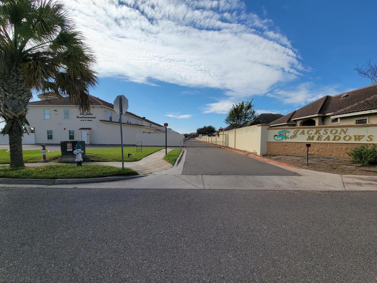 Modern, Private, Smart 4 Bedroom Condo In Desirable Location In Mcallen With Pool! Экстерьер фото